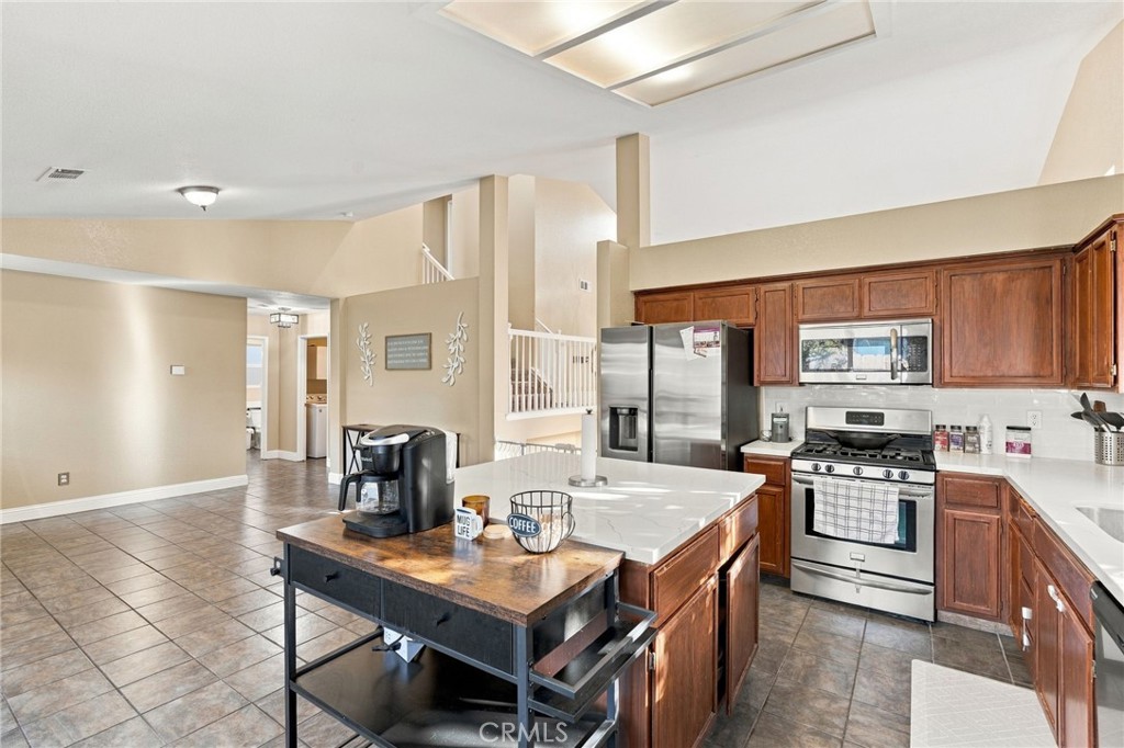 2049 Spy Glass Court Property Photo 13