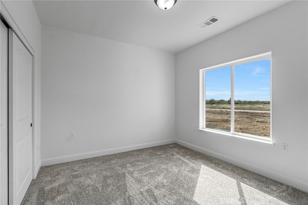 21035 Forest Glen Property Photo 29