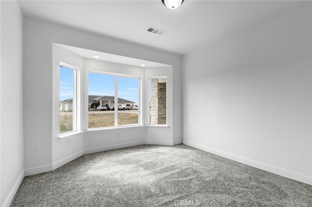 21035 Forest Glen Property Photo 31