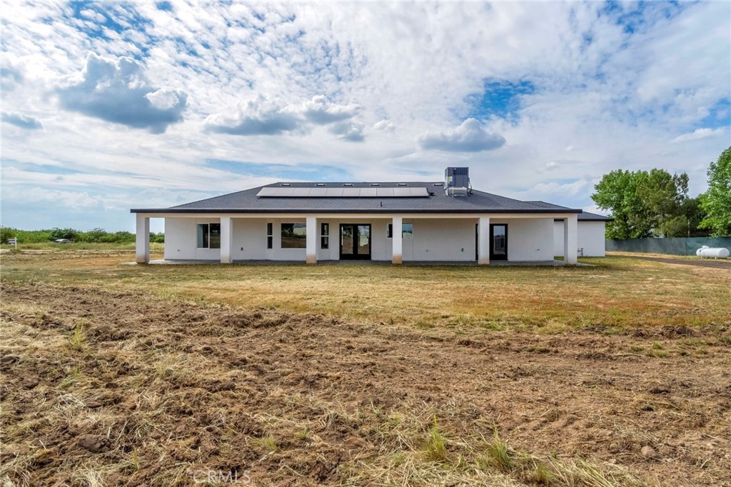 21035 Forest Glen Property Photo 37