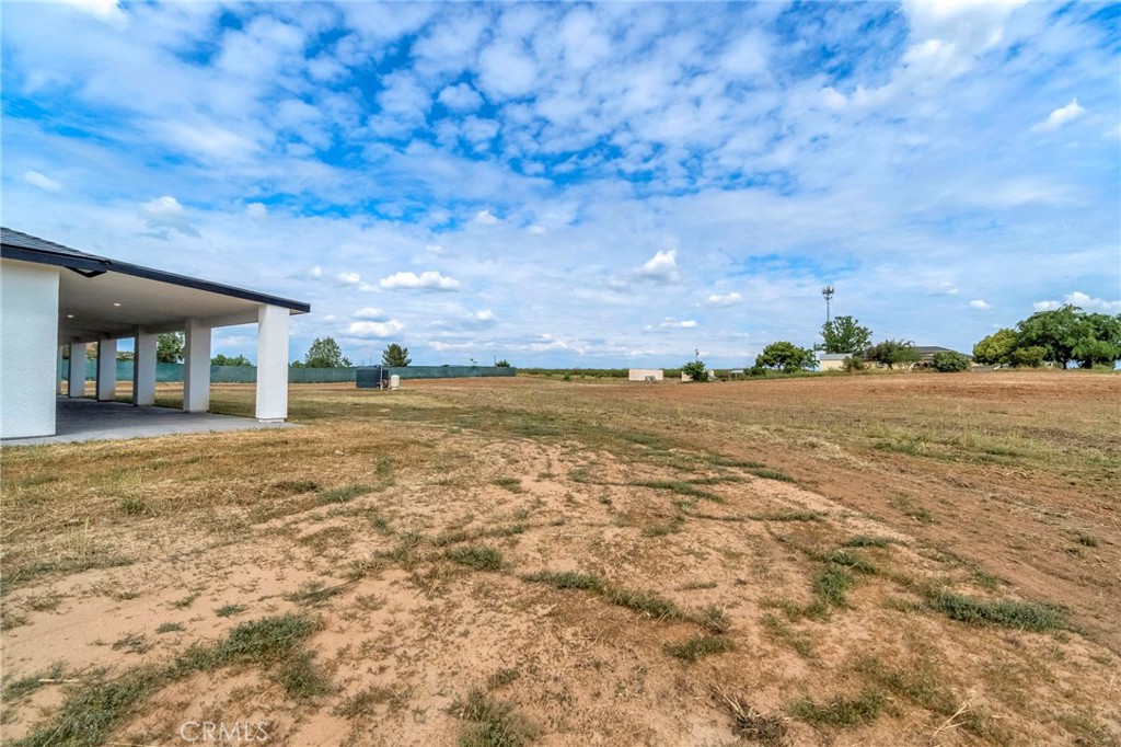21035 Forest Glen Property Photo 38