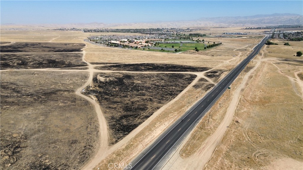 9800 Kern Canyon Road Property Photo 2