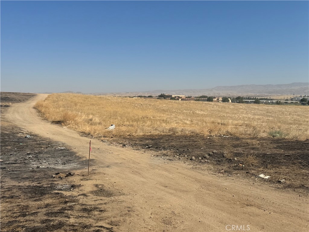 9800 Kern Canyon Road Property Photo 6