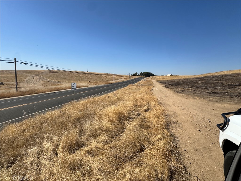 9800 Kern Canyon Road Property Photo 7
