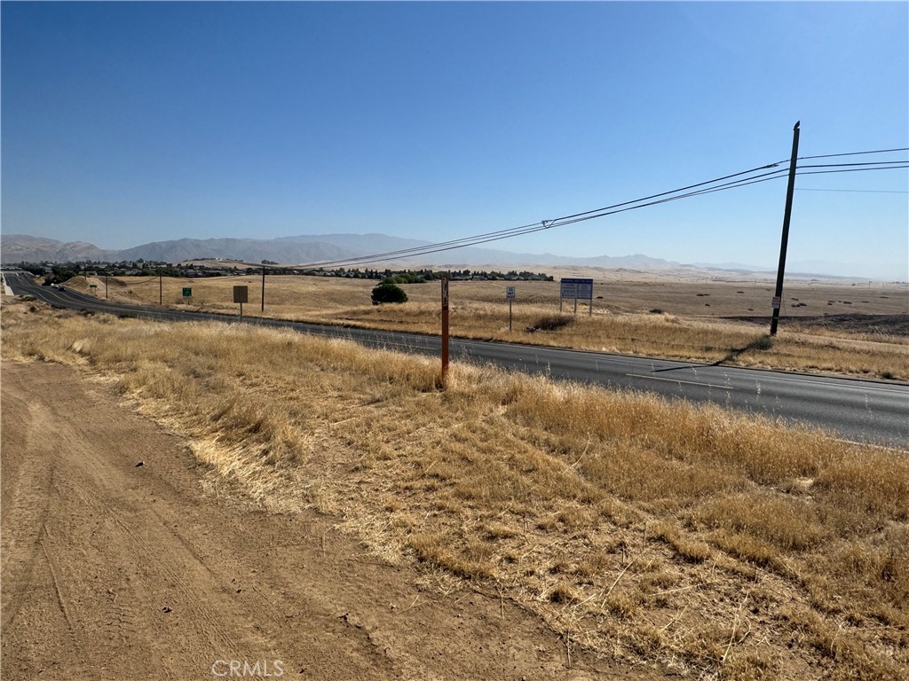 9800 Kern Canyon Road Property Photo 8