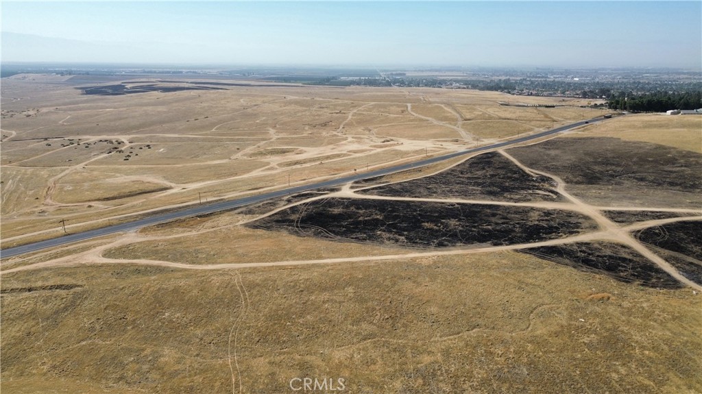 9800 Kern Canyon Road Property Photo 11