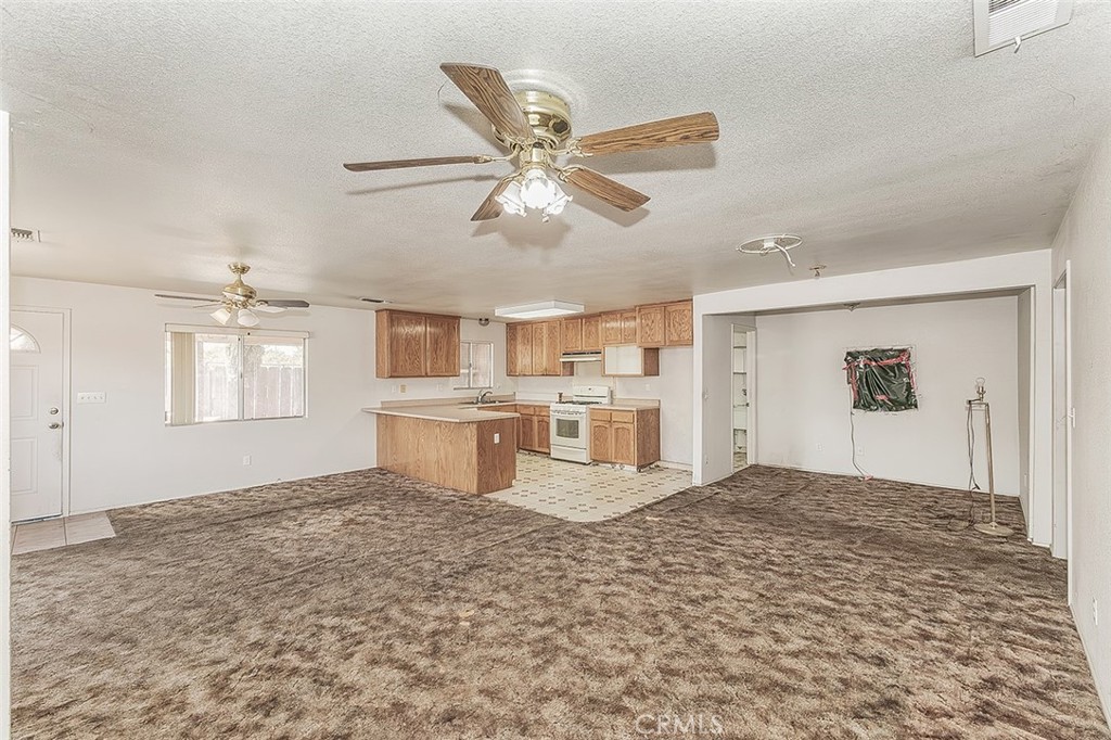 9016 E Dinuba Property Photo 10