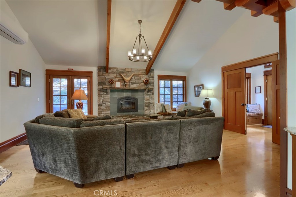 7475 Henness Circle Property Photo 6