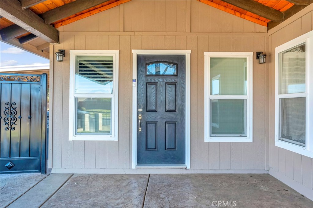 207 I Property Photo 6