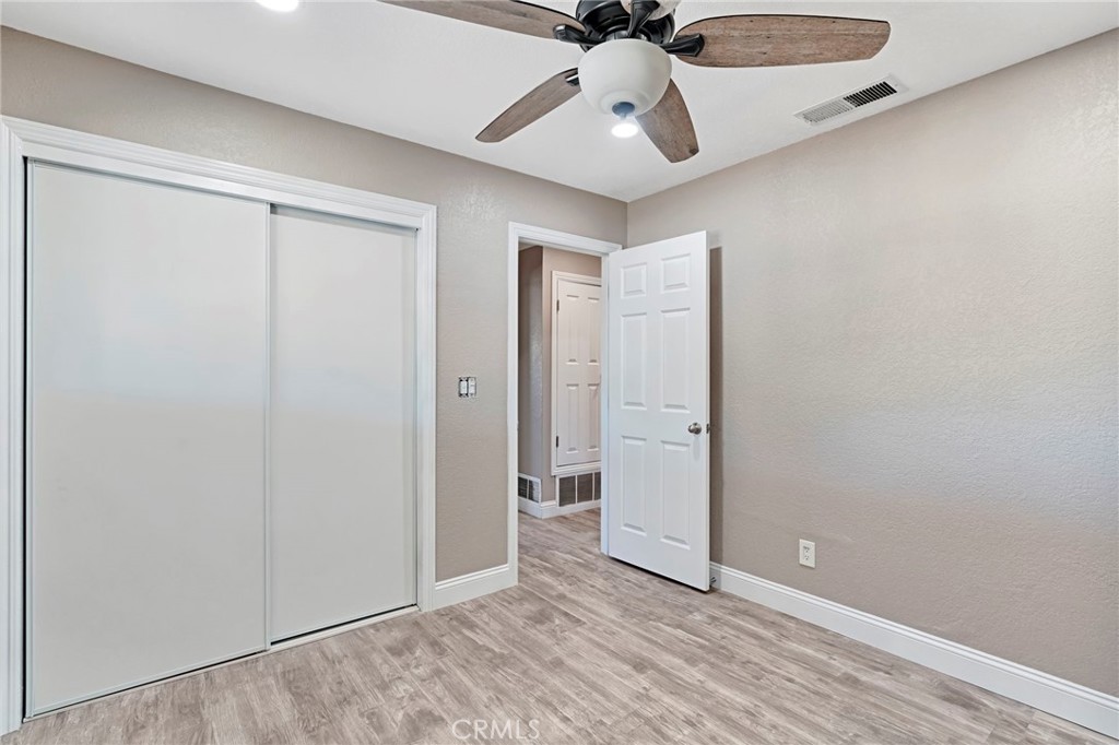 207 I Property Photo 29