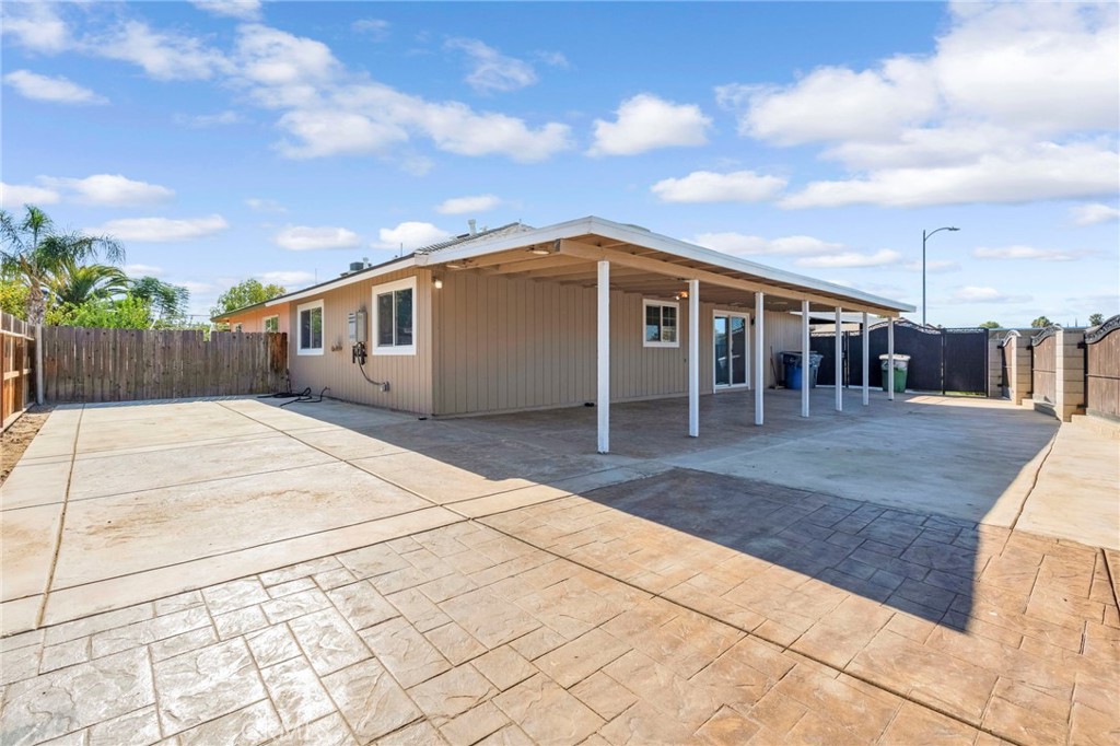 207 I Property Photo 32