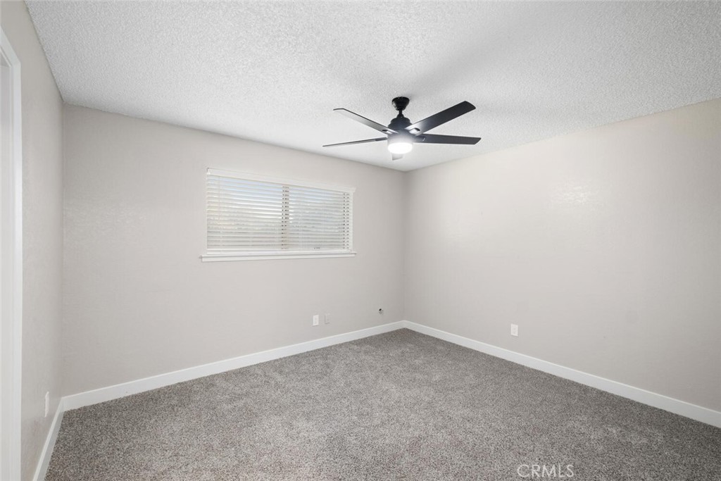 1189 W Pinedale Property Photo 14