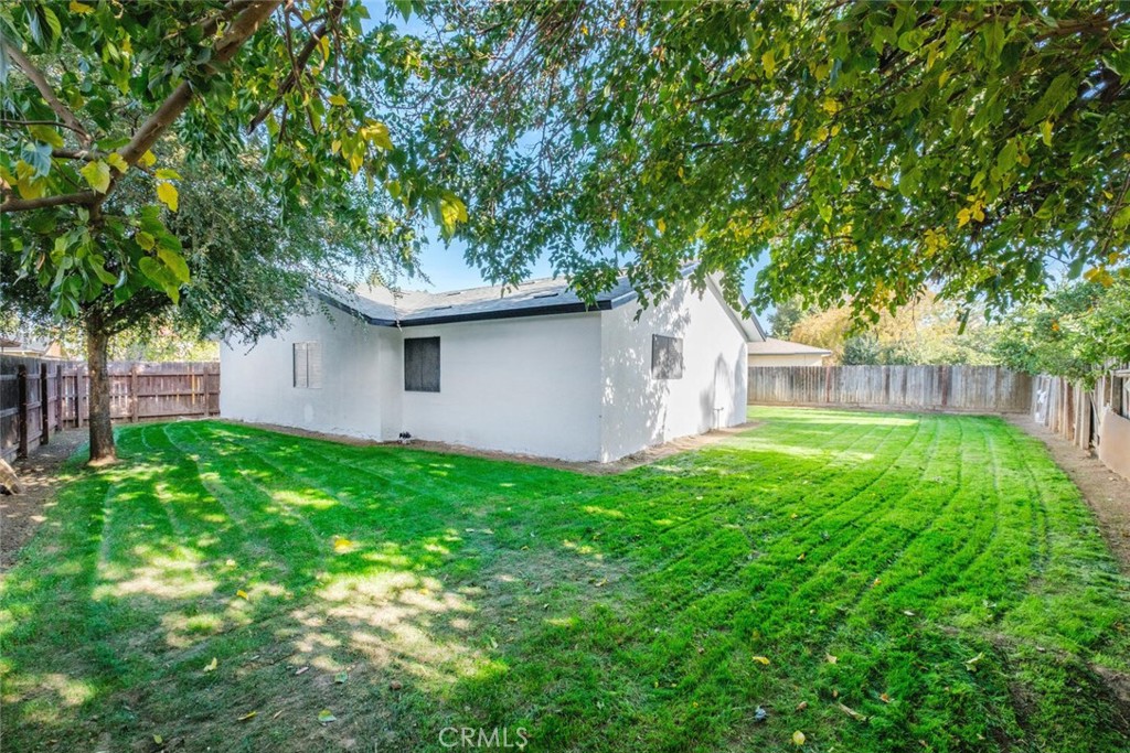 1189 W Pinedale Property Photo 22