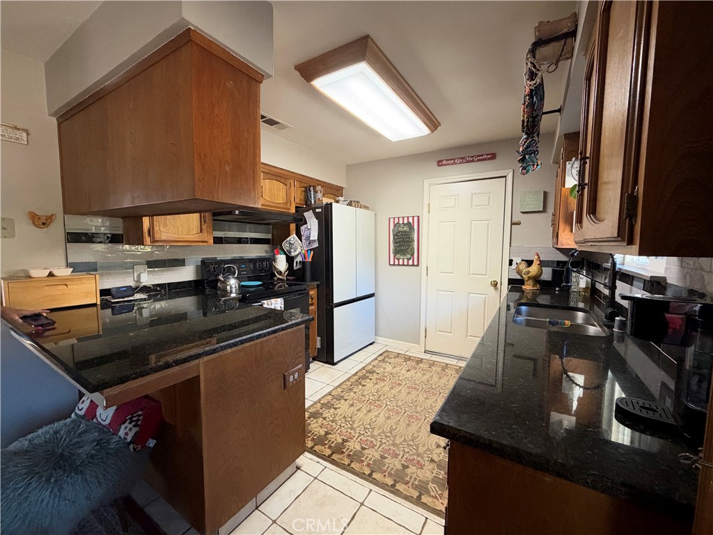 29573 Jim Bowie Ct Property Photo 2