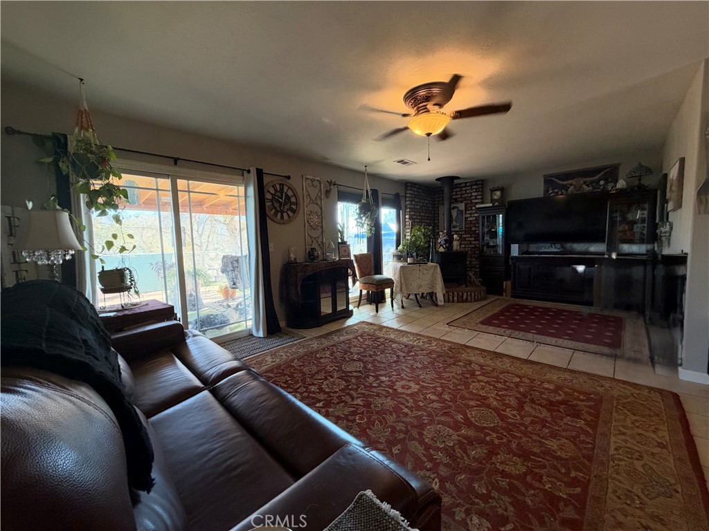 29573 Jim Bowie Ct Property Photo 5