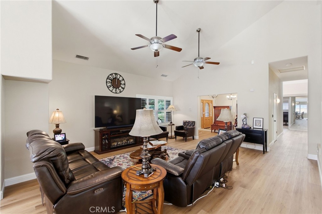 2843 Carolina Avenue Property Photo 6