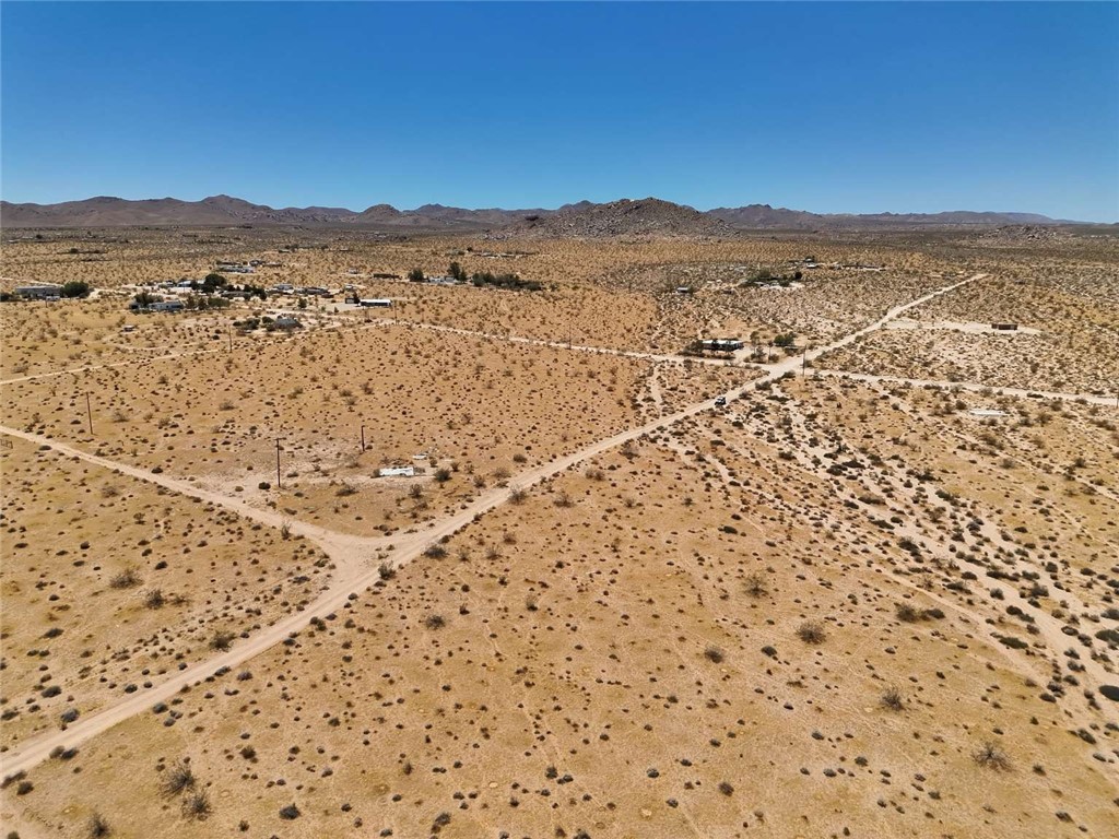 3788 N Deer Trail Property Photo 3