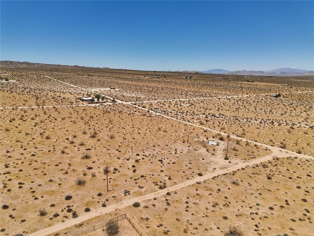 3788 N Deer Trail Property Photo 5