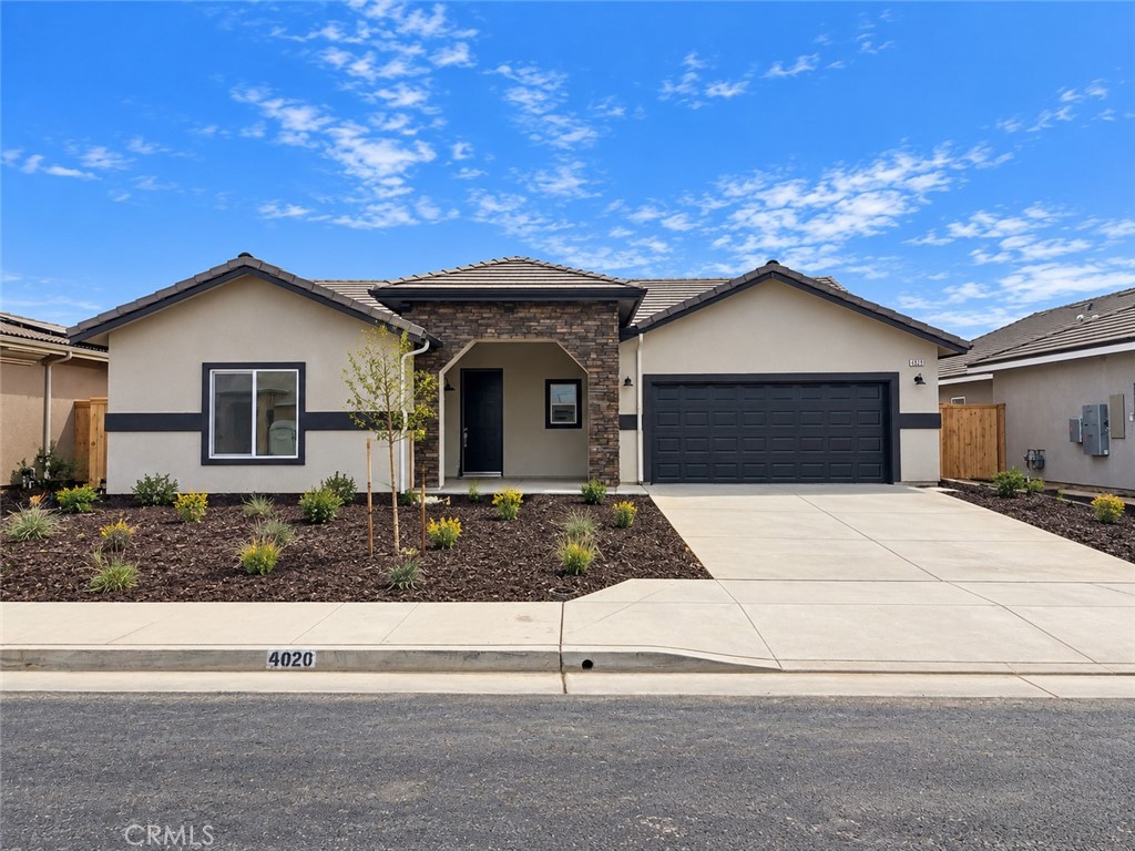 3826 Via Capitola Property Photo 1