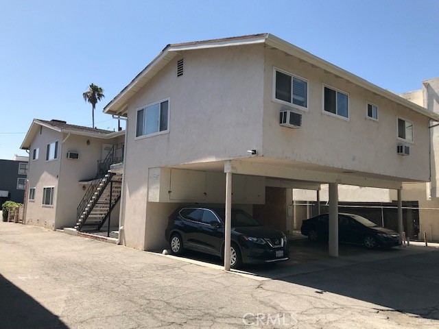 5730 Laurel Canyon Boulevard 3 Property Photo 4
