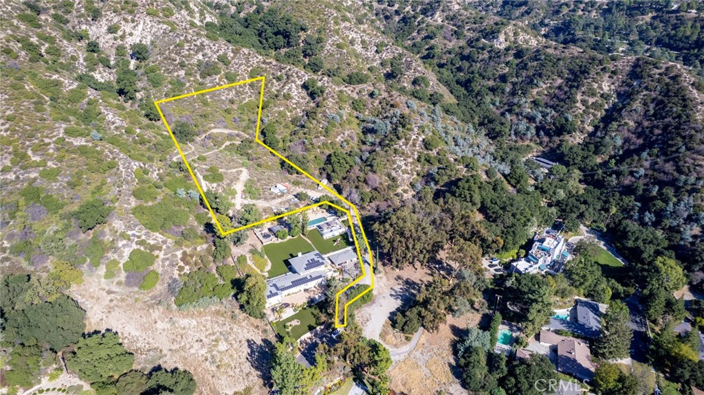5500 La Forest Drive Property Photo 6