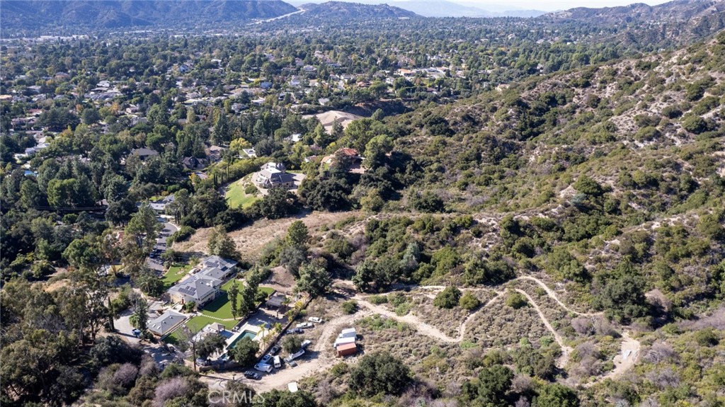 5500 La Forest Drive Property Photo 8
