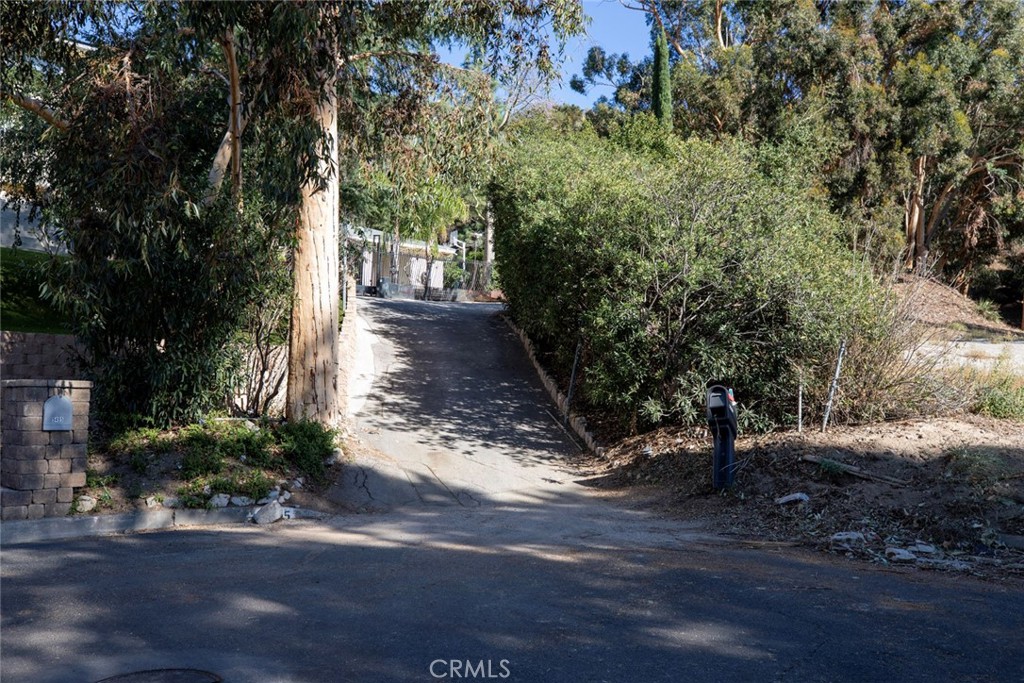 5500 La Forest Drive Property Photo 20
