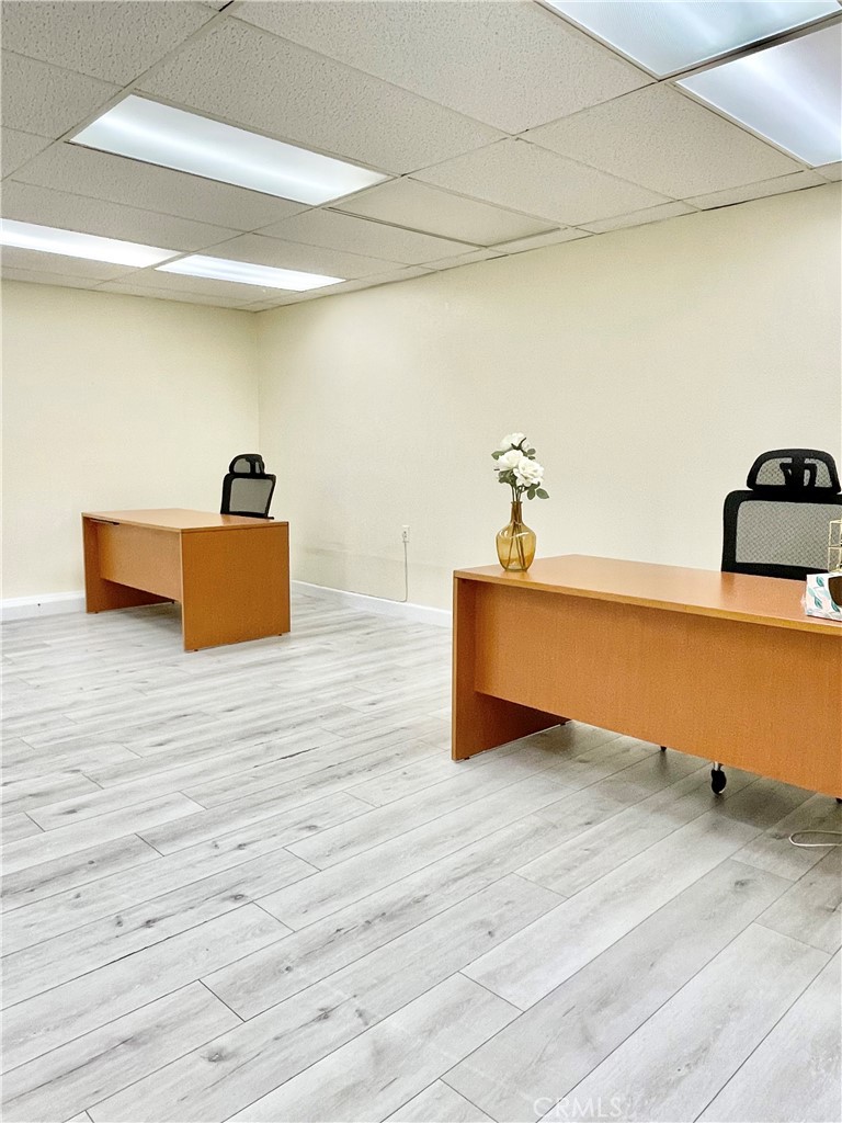 7505 Foothill Boulevard Property Photo 11