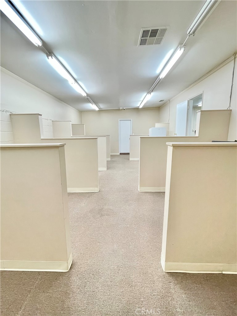 7505 Foothill Boulevard Property Photo 23