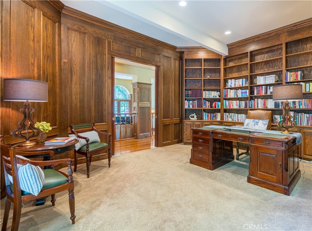 375 Berkshire Avenue Property Photo 17