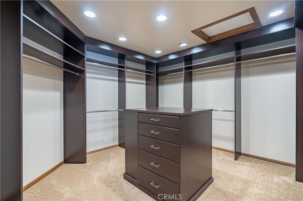 375 Berkshire Avenue Property Photo 49