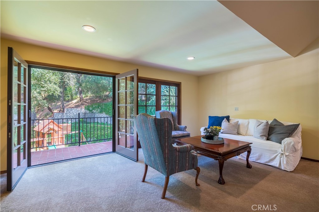 375 Berkshire Avenue Property Photo 60