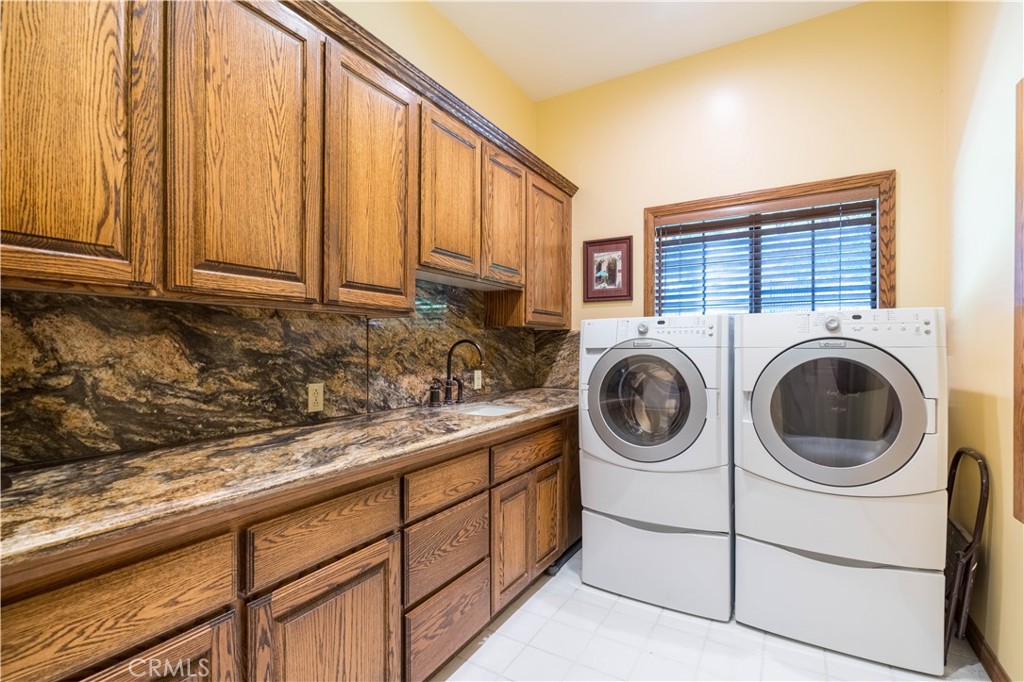 375 Berkshire Avenue Property Photo 64