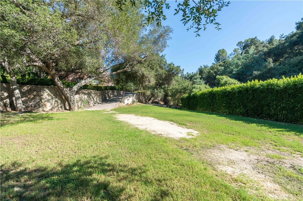 375 Berkshire Avenue Property Photo 72