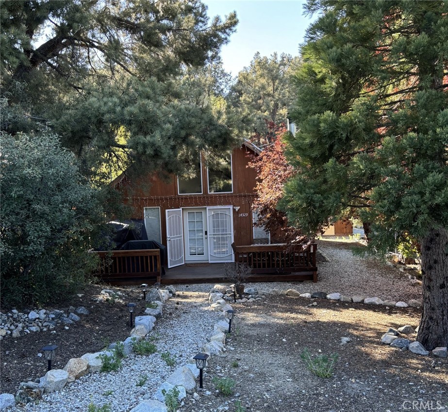 14329 Voltaire Drive Property Photo 2