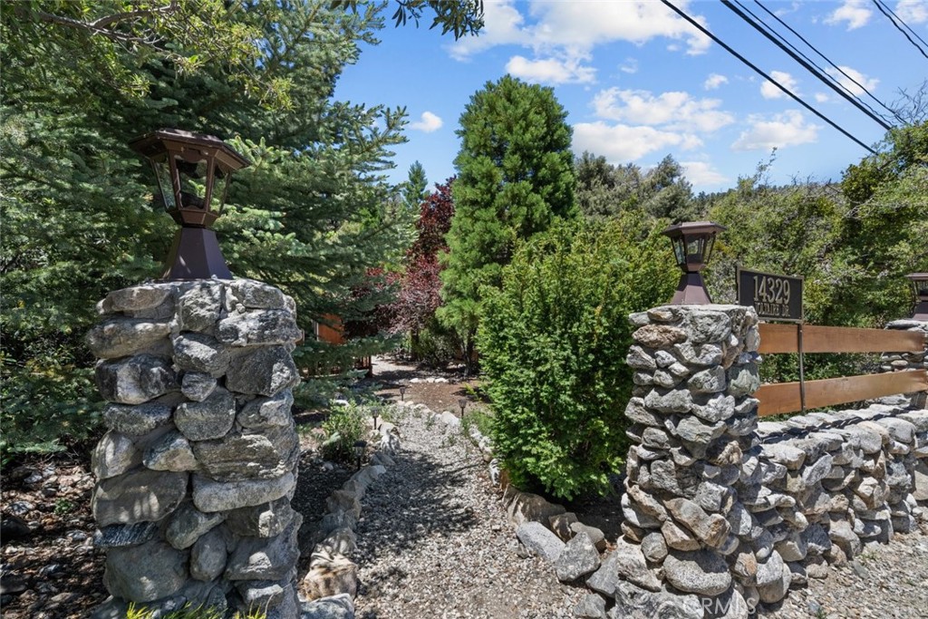 14329 Voltaire Drive Property Photo 35