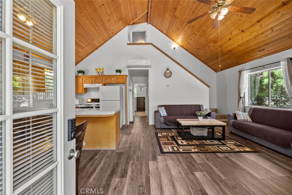14329 Voltaire Drive Property Photo 39