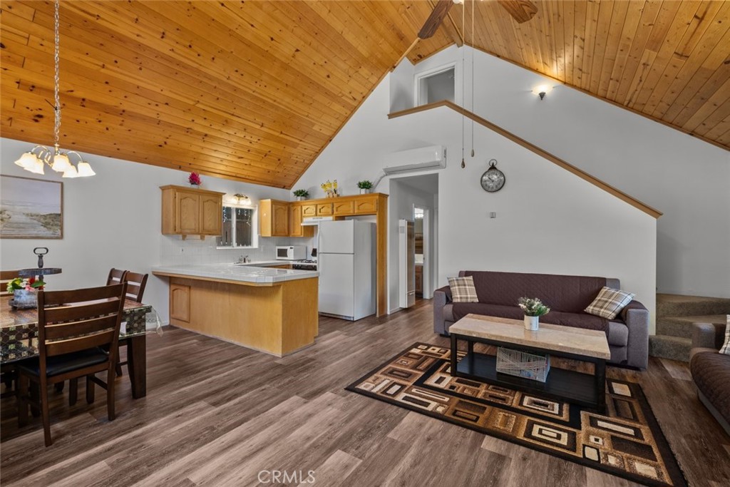 14329 Voltaire Drive Property Photo 41