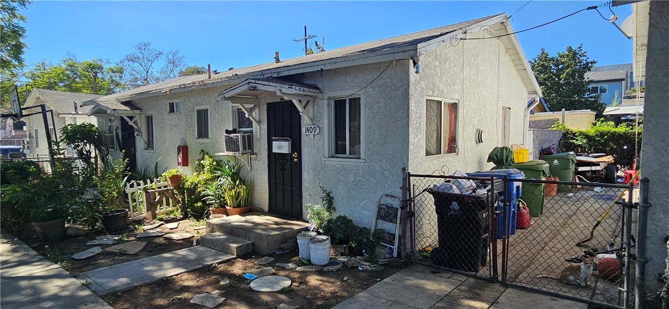 2483 Lancaster Avenue Property Photo 4