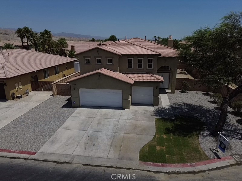 37222 Camden Dr Property Photo 3