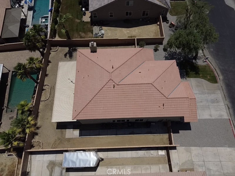 37222 Camden Dr Property Photo 4