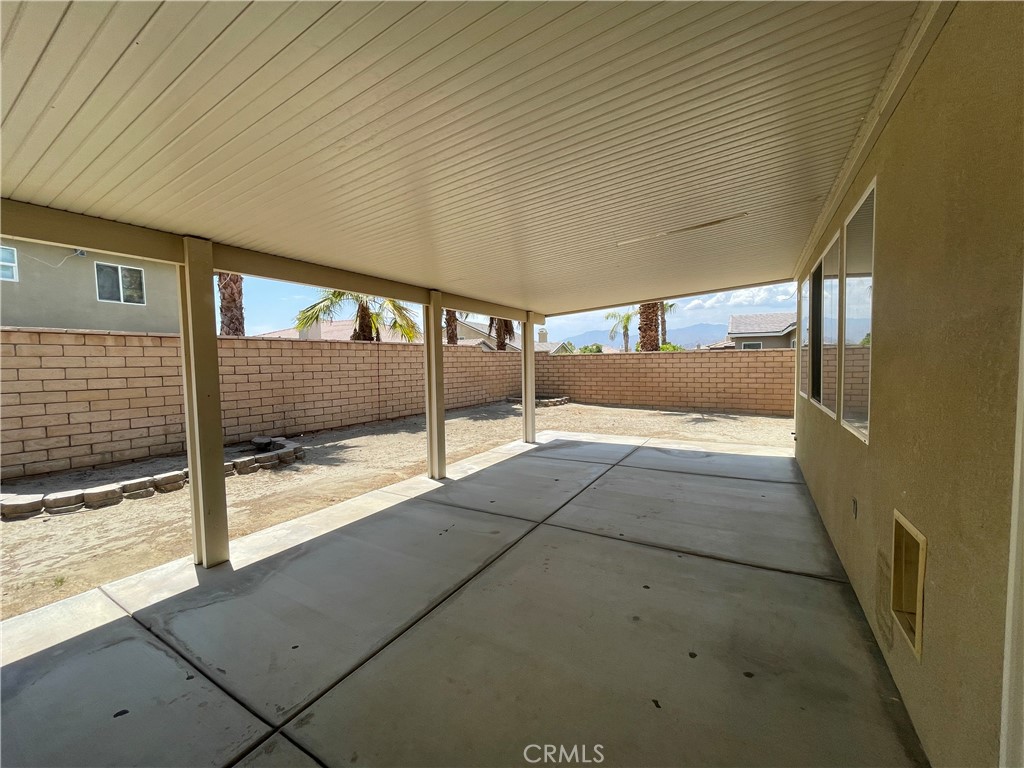 37222 Camden Dr Property Photo 8