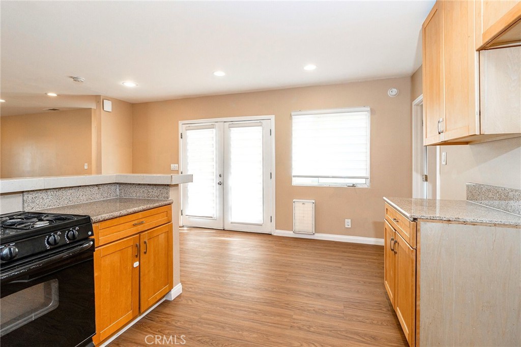 17844 Hartland Street Property Photo 8