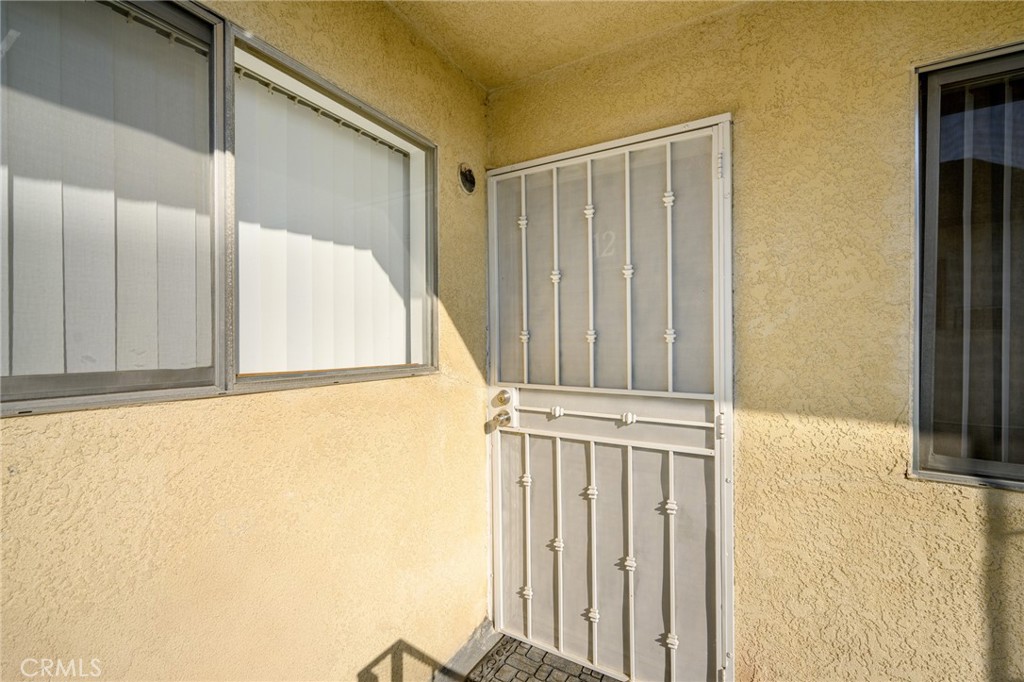 208 E Chevy Chase Drive 12 Property Photo 2