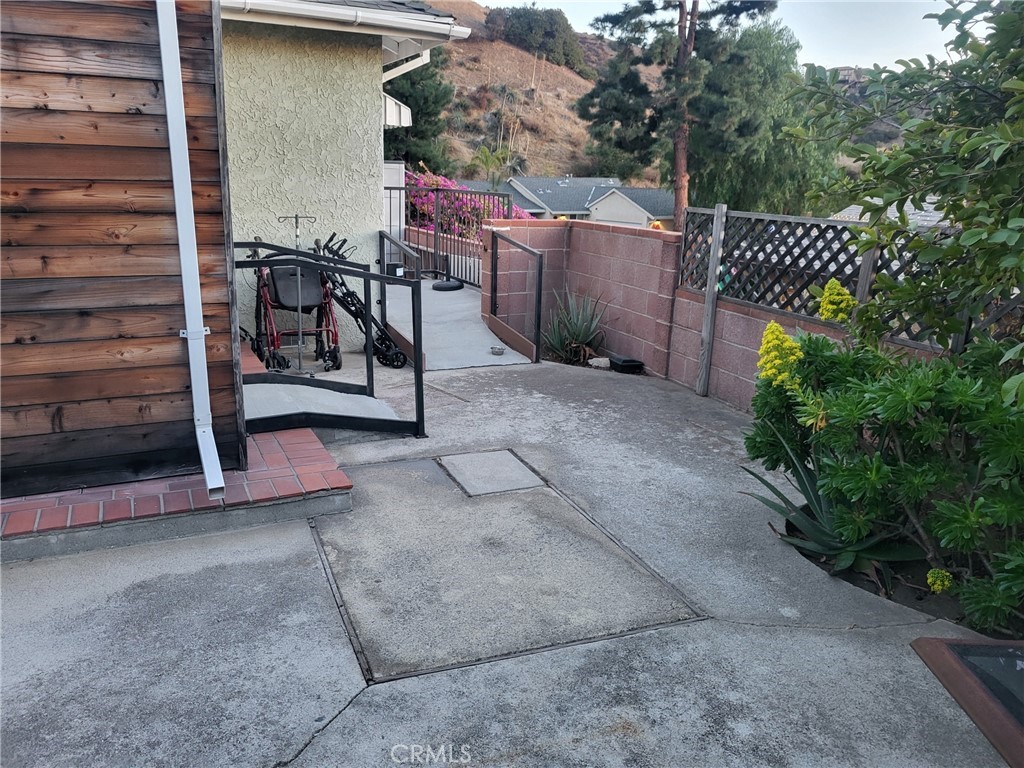 8455 Springford Drive Property Photo 19