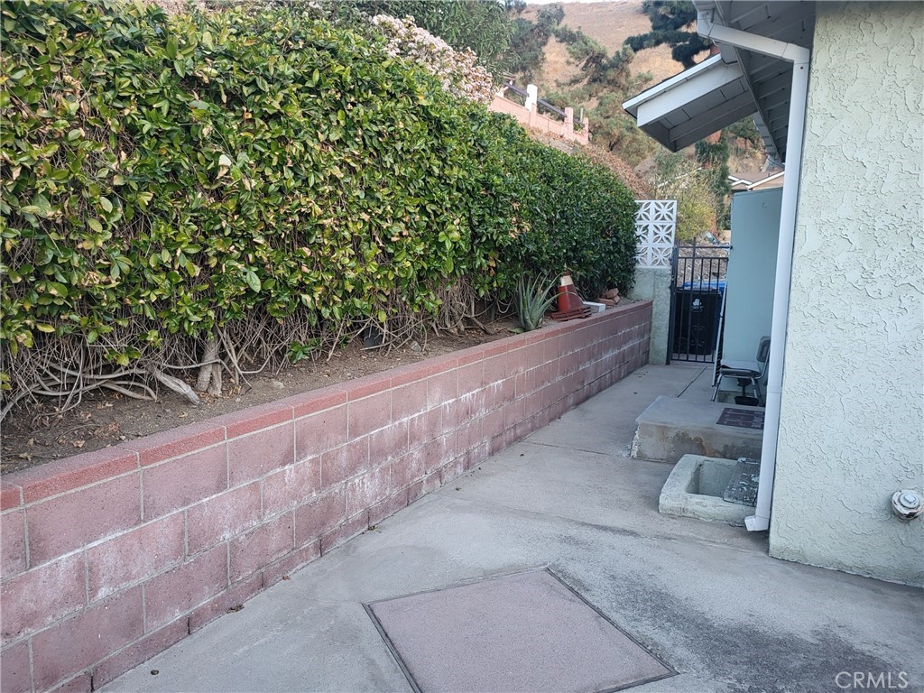 8455 Springford Drive Property Photo 23