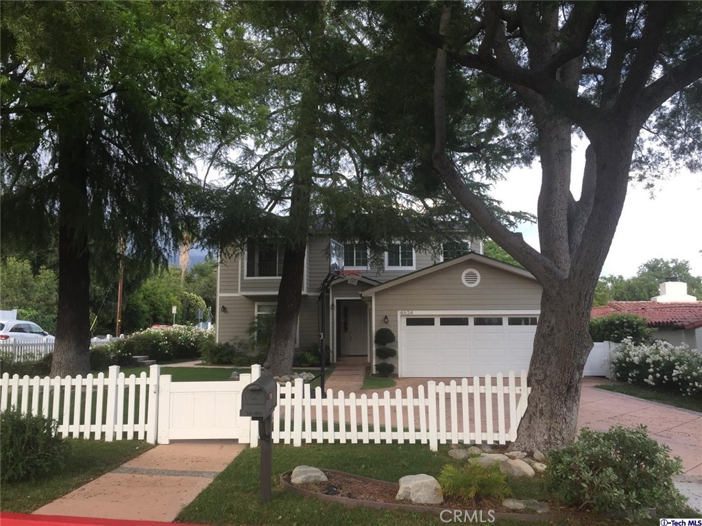 4634 La Canada Boulevard Property Photo