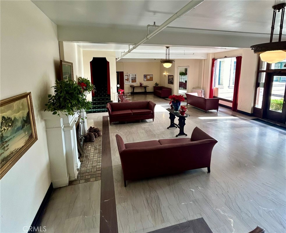 2121 James M Wood Boulevard 411 Property Photo 19