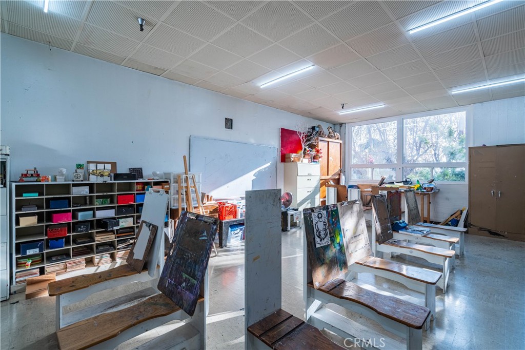 2911 N San Fernando Road Property Photo 24