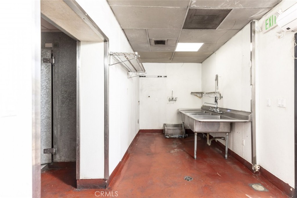 2517 Canada Boulevard Property Photo 14
